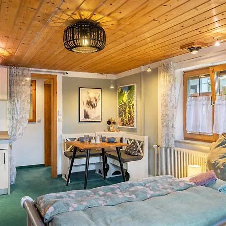 Haus Elfriede Schmid *