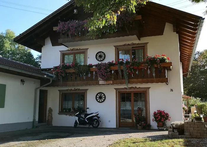 Haus Elfriede Schmid *